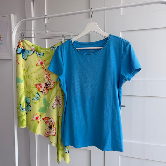 T-shirt bleu fait au Canada