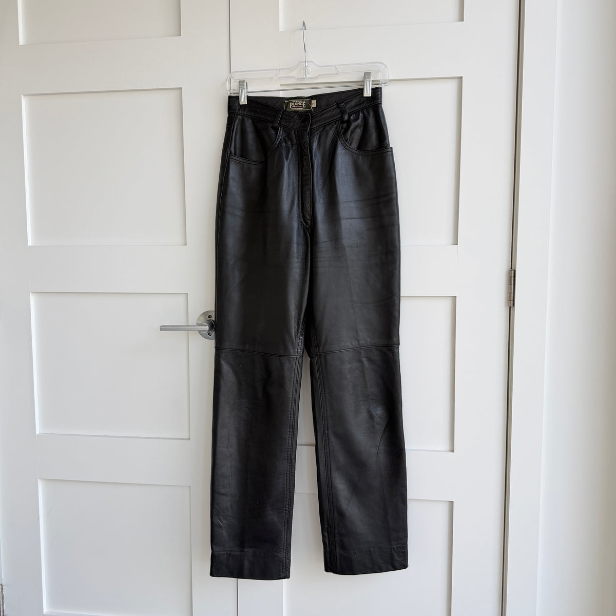 Pantalon de cuir fait au Canada